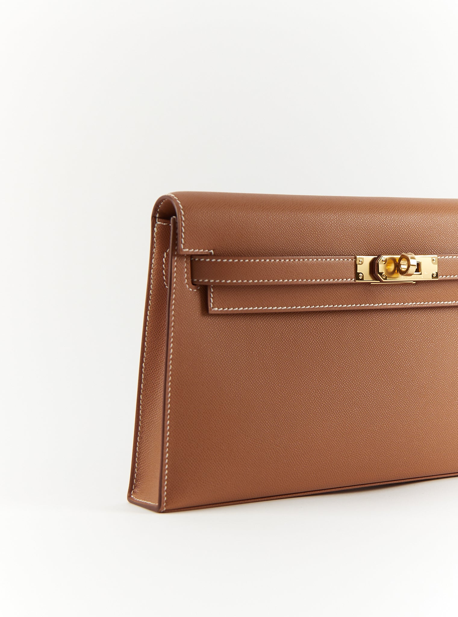 HERMÈS KELLY ELAN GOLD Madame Leather with Gold Hardware