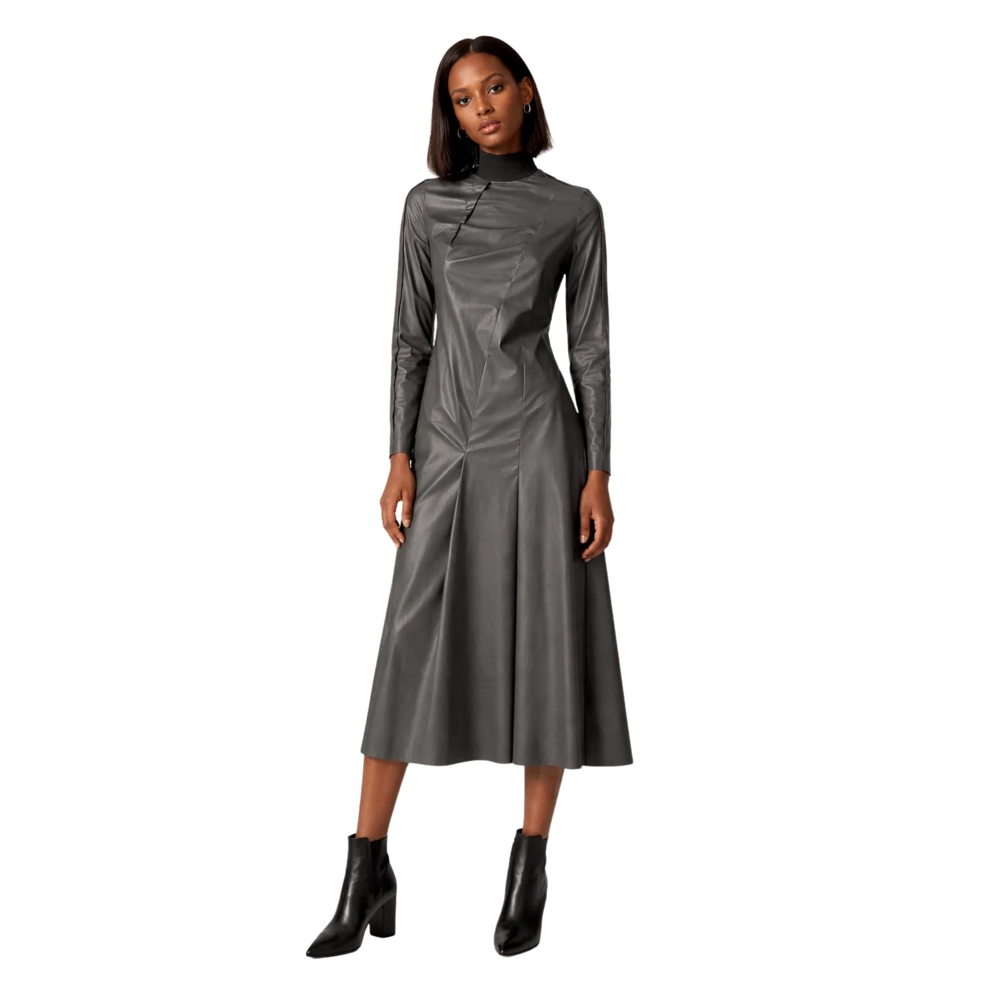 MAXI DRESS WITH LONG SLEEVES (فستان)