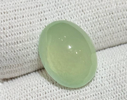 15ct Prehnite (grape color) oval DXBCS3701