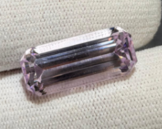 21.90ct Delicate pink Kunzite (For pendant use)  DXBCS3708