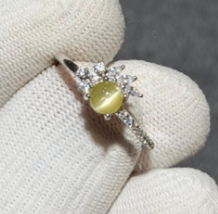 Chrysoberyl cat’s eye ring with white zircon Silver 925 DXBCS3722