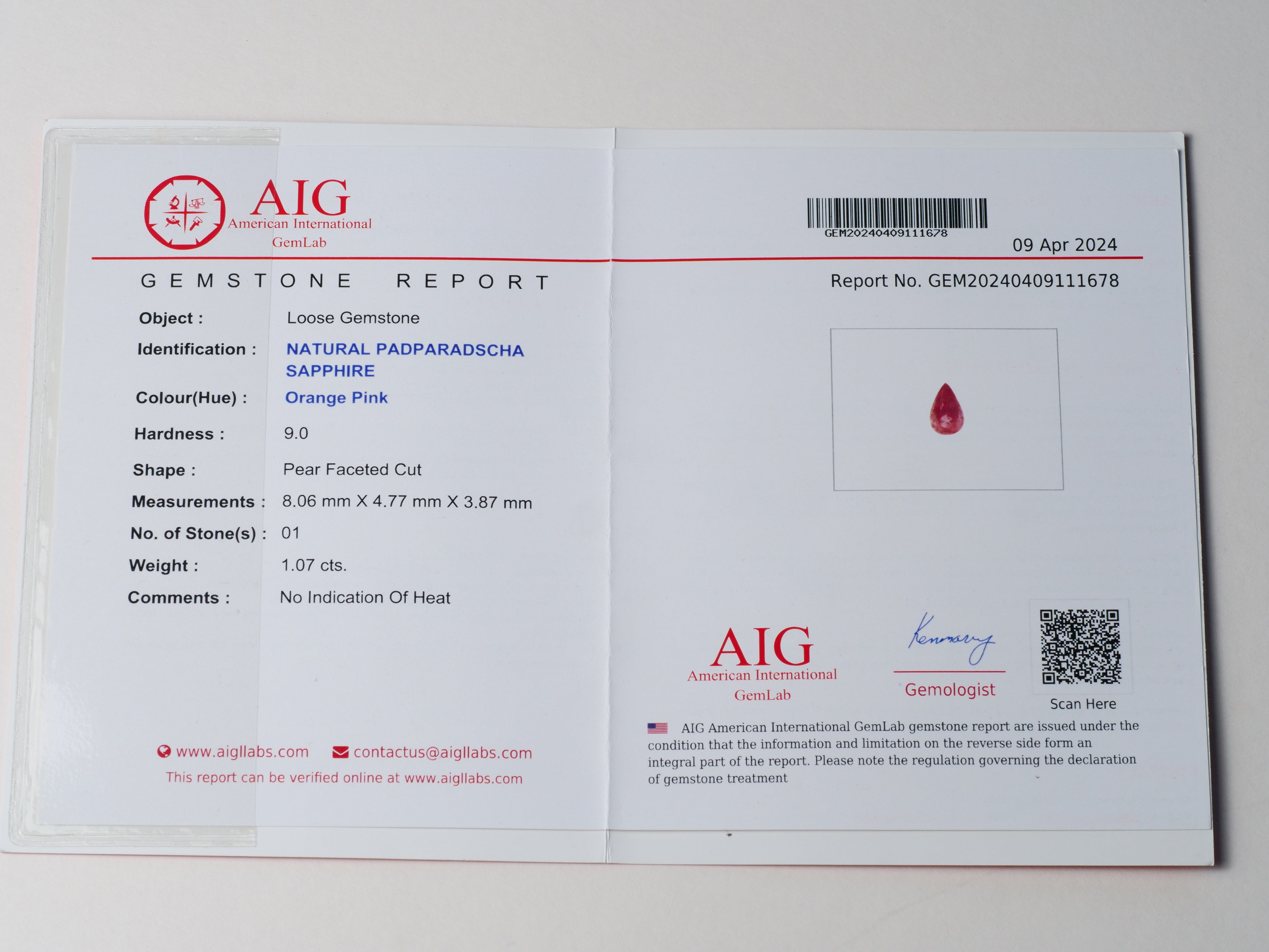 Certified No heat 1.07ct Padparadscha Sapphire