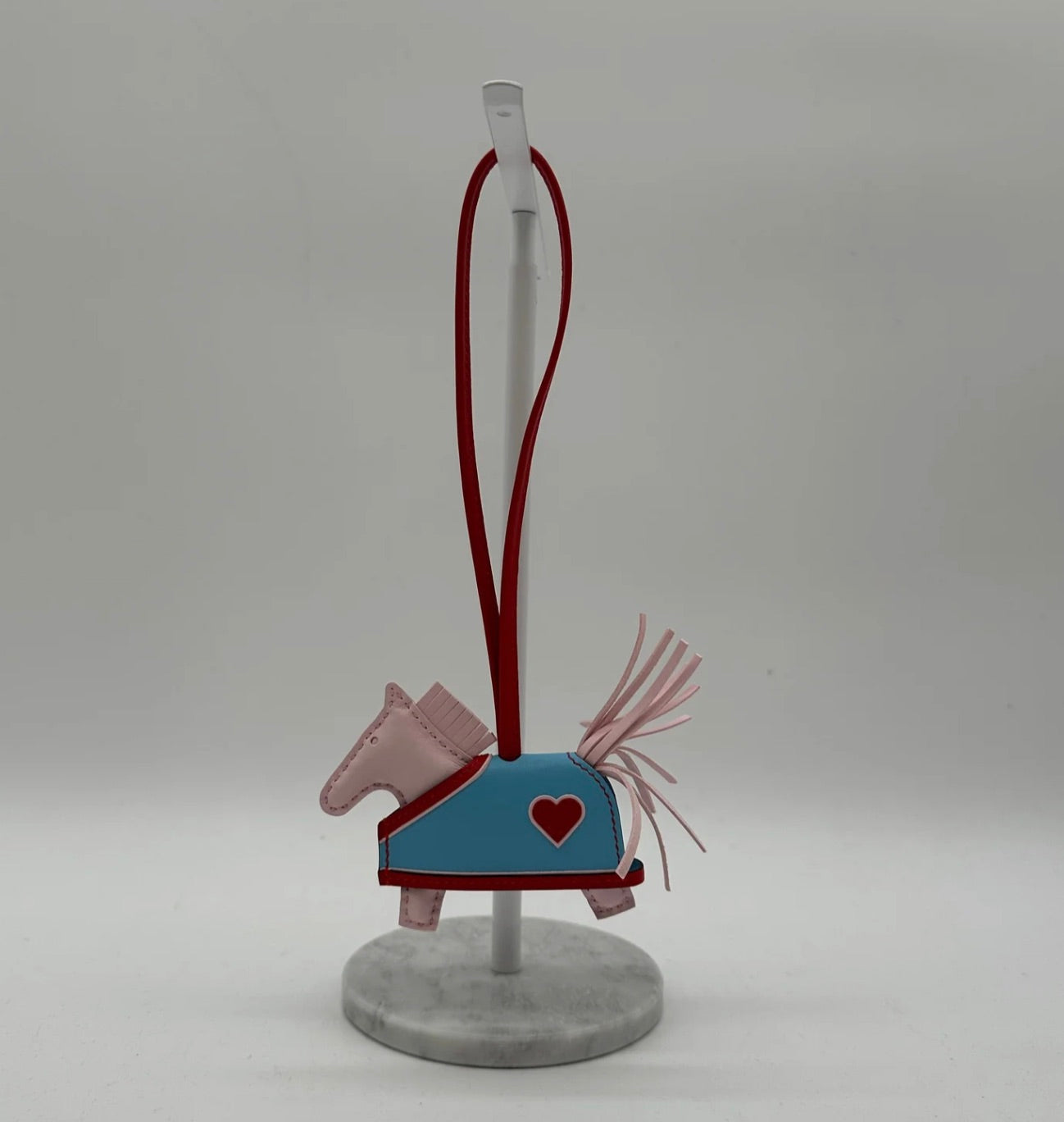 Hermès Rodeo Robeo Cœur Charm PM darling rose/ radiant red/ celestial/ darling rose