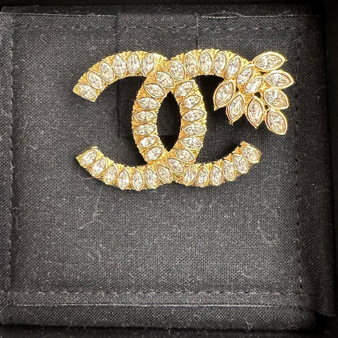 Chanel CC Gold Grapevine Brooch