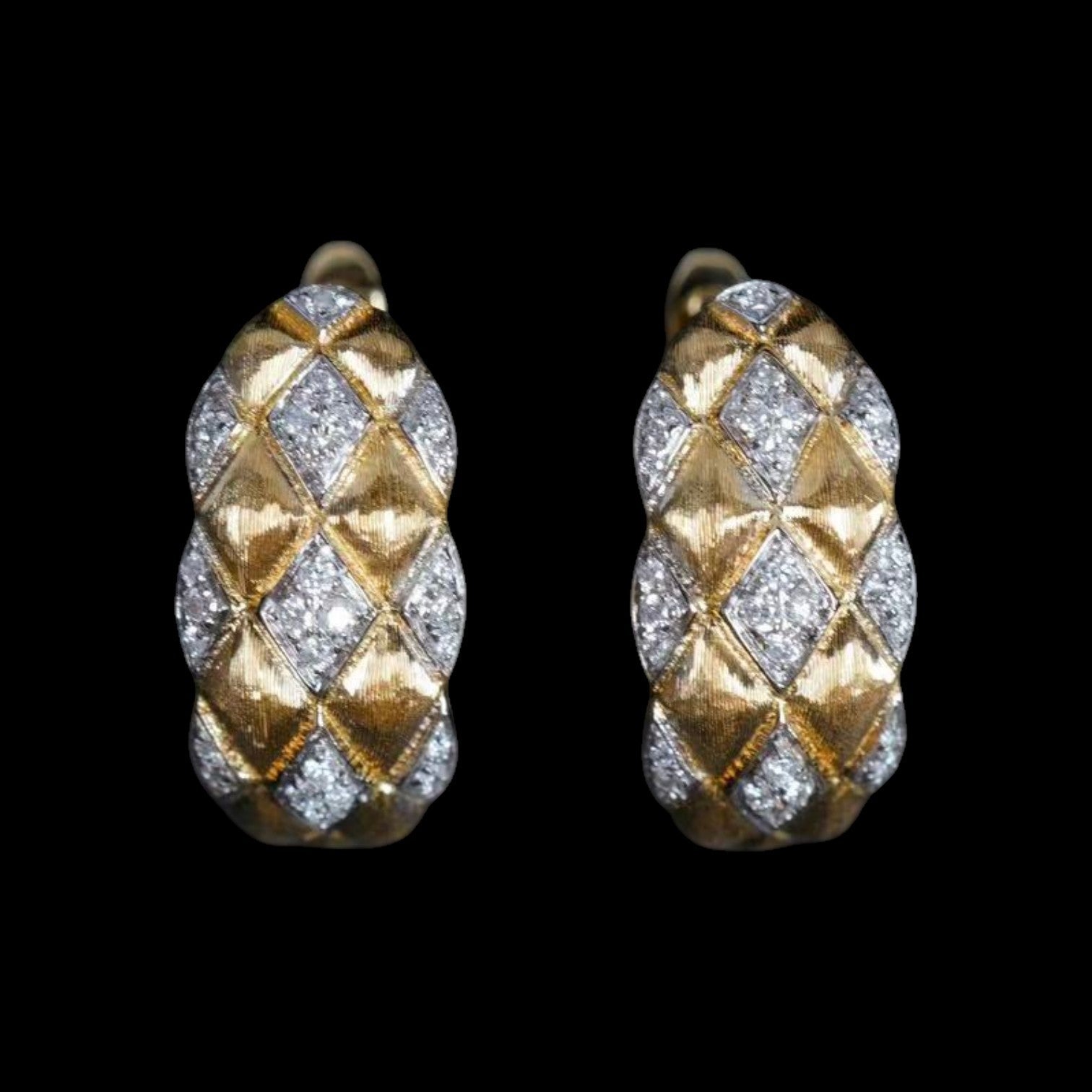 0.18ct Natural White Diamond Earrings set in 18K Yellow & White Gold
