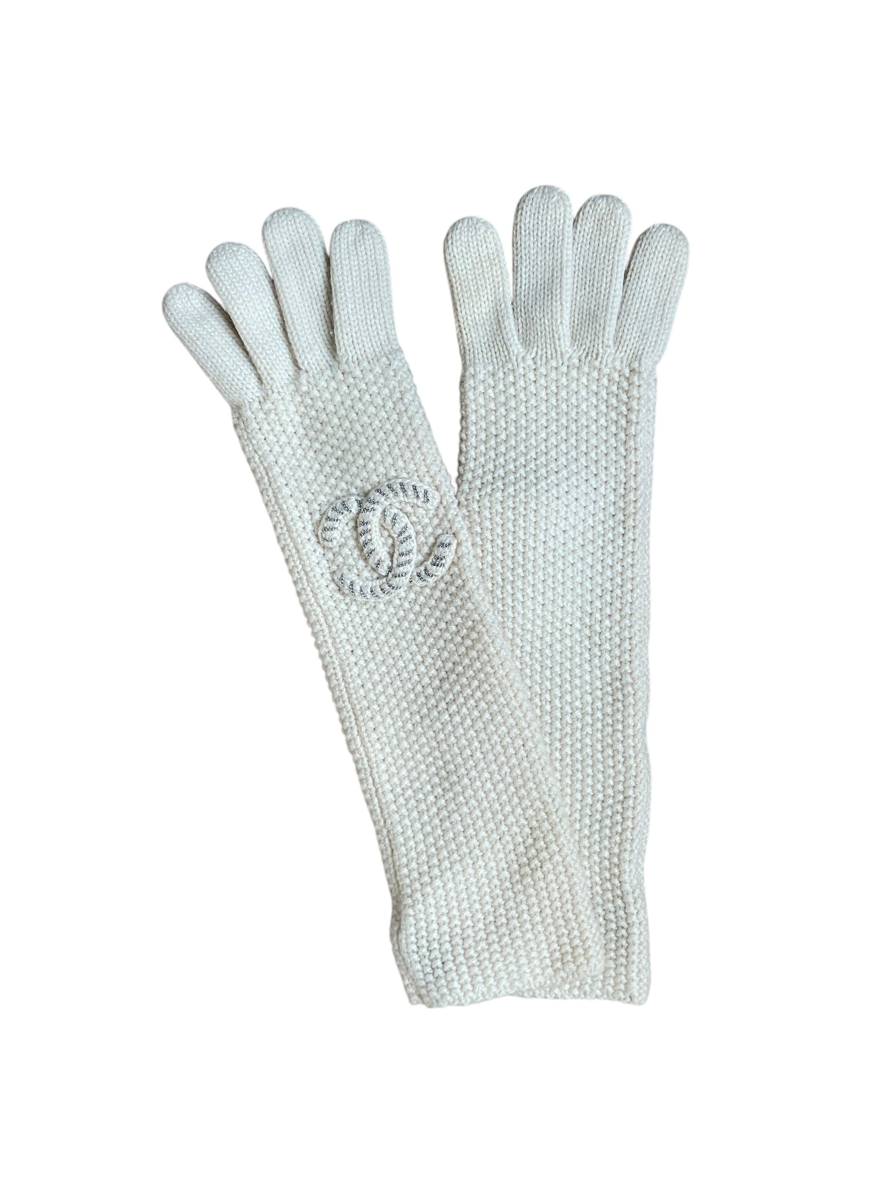 Chanel CC Knit Glove Cream DXBK0155