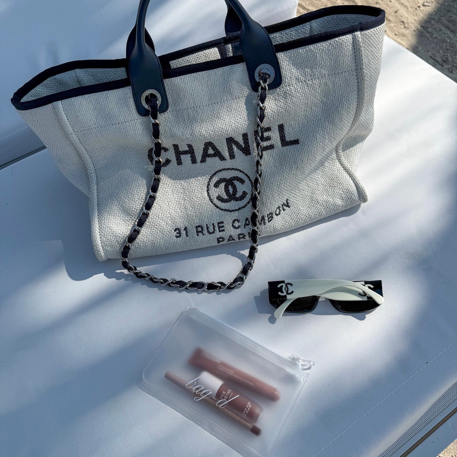 The Everything Pouch Frosted