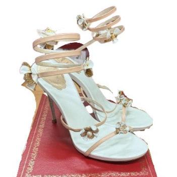 3. Rene Caovilla Leather Floral Print Sandals - 38.5