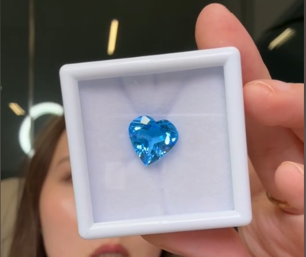 6.66ct Swiss Blue Topaz Heart DXBCS2263