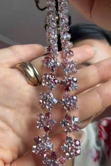 SANDY FULL GARDEN SPINEL TENNIS NECKLACE  WG AVCHK348