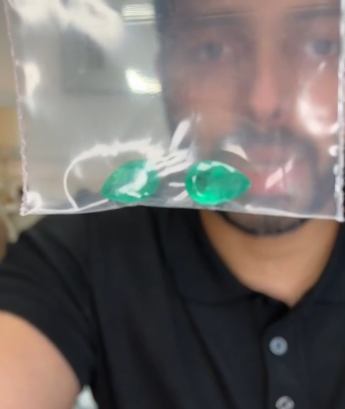 1.00ct NATURAL EMERALD ( PAIR )

 MS 9129