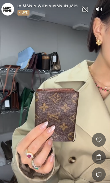 LOUIS VUITTON Enveloppe Carte De Visite B0123T4M7E