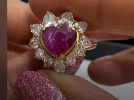 NO HEAT MOZAMBIQUE RUBY 1.97 DIA1.596 GIA RING 25-41248