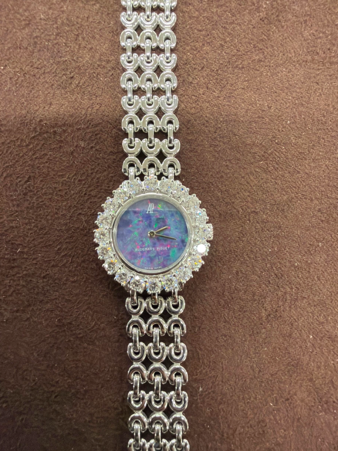AUDEMARS PIGUET Pearl Blue Face 79198/843 Gold Watch  2700041938420