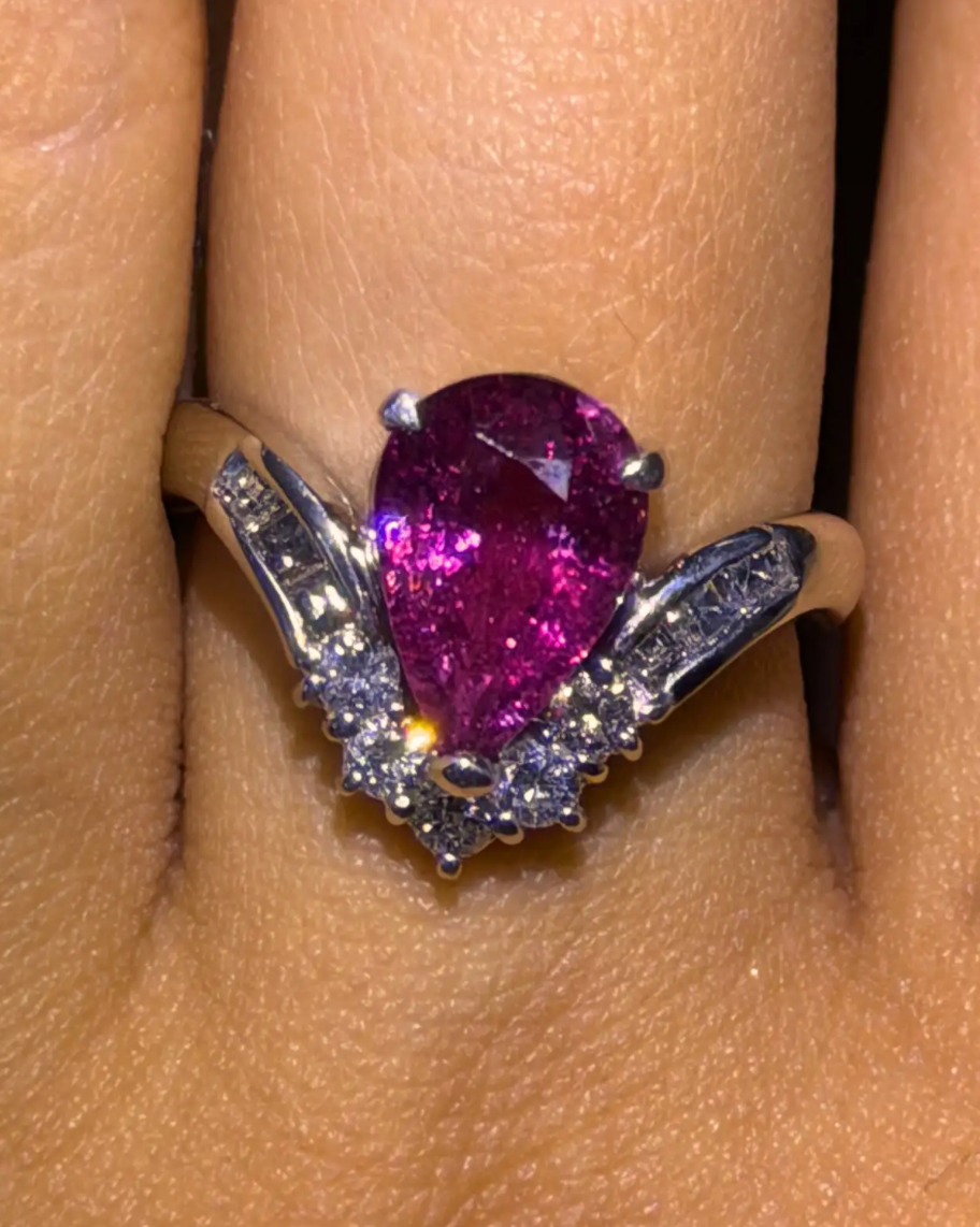 Tourmaline Ring with Diamond Accents in PT900 / 8g, TO2.44ct, D0.5ct  8945 JJC0066