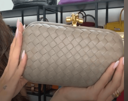 B26030389 Bottega Veneta Kiss L Grey Intrecciato
