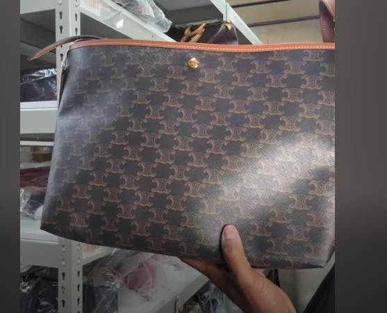 Celine Triumph Tote Bag ALC4130