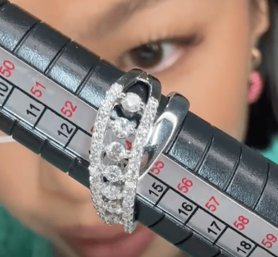 Luxury Promise Pt900 Diamond Ring J0417UZKGU