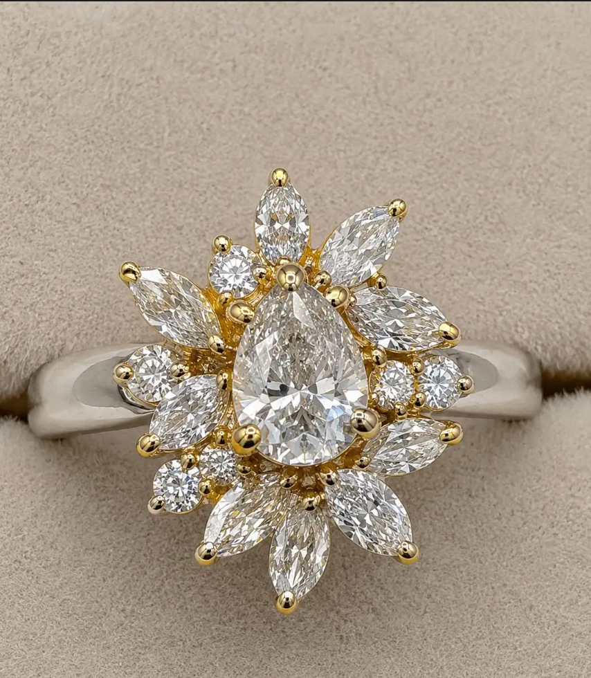Diamond Cluster Ring in Pt850/18K / D 0.43ct / 0.91ct 7685 JJC0809