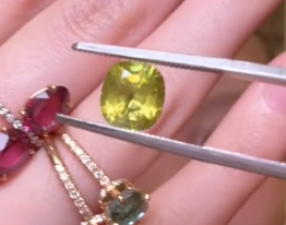 2.41ct Sphene DXBCS3970