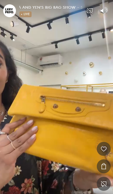 Balenciaga Yellow Giant 21 Clutch SYC1677