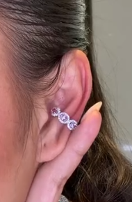 Earclip in 18K WG - Pink Sapphire 0.55 + D0.20 1033756 JJC2048