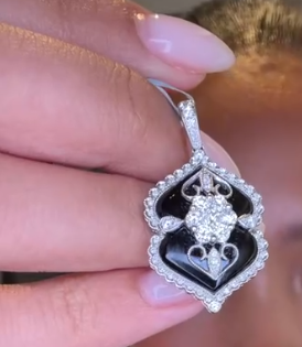 Pendant in 18K WG - Onyx + D0.60 804716 JJC2943