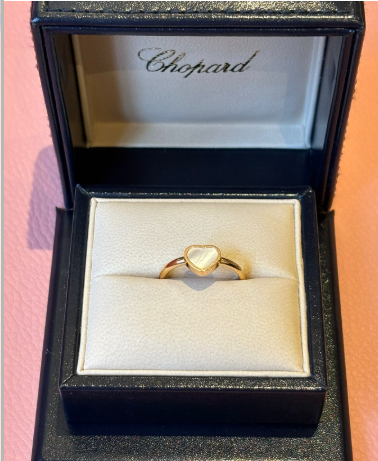 Chopard Size 54 Mother of Pearl Rose Gold My Happy Hearts Ring ALTC0956