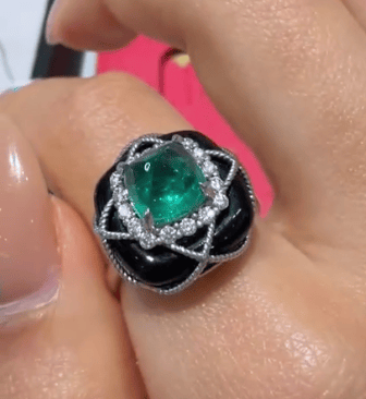 PT900 Diamond and Emerald Ring JH62702B115