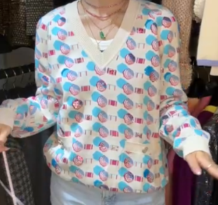 CHANEL 2019 SEQUIN SWEATER 36 FT102273