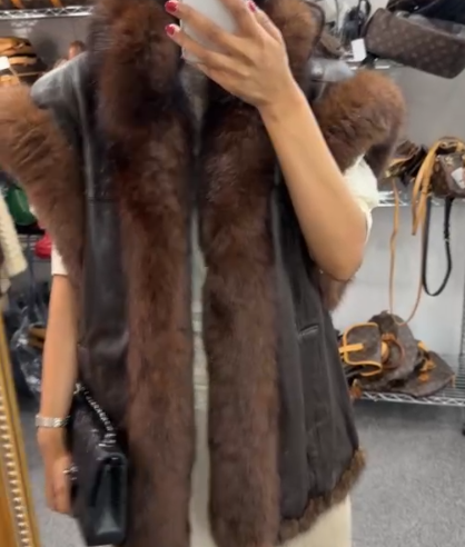 Fur Coat Model 13 9926062400088