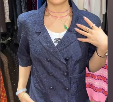 CHANEL DOUBLE BREASTED NAVY SHORT SLEEVE BLAZER 40 FT102283