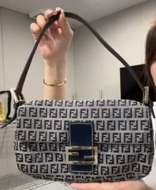 FENDI Canvas × Leather Gray × Navy Baguette B0701MN4CH