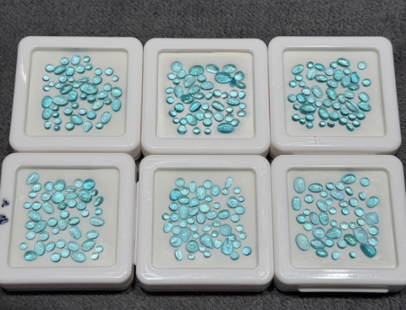 Natural Apatite (from Brazil) per box!) THAI0013
