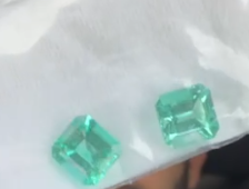 2.6ct emerald pair
