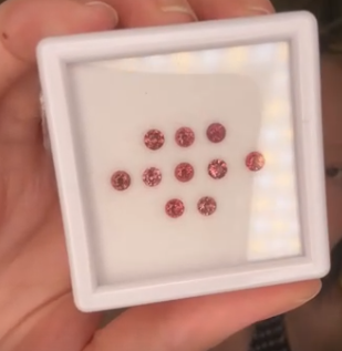 1.50ct Terra Cotta Spinel Melee Set DXBCS6321