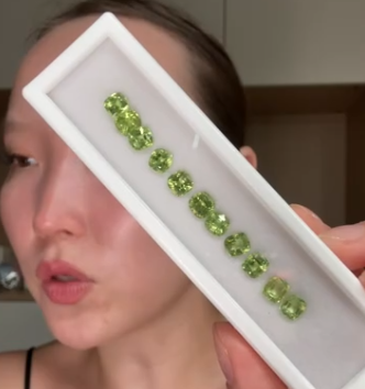 9.73ct peridot Melanie  DXBCS6526