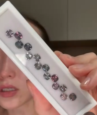 11.19ct spinel cushion box for Janice  DXBCS6504