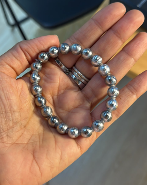 Metorite (4.5 billion year old) bracelet HKDXB0987