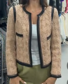 Chanel Beige / Black Woen Knit Blazer 38 102411