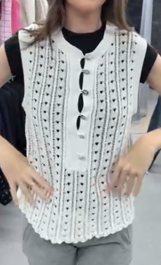 Chanel knit vest size 40 102169