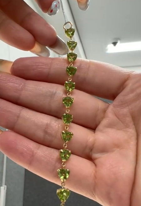 8.82ct heart peridot bracelet SYC1997