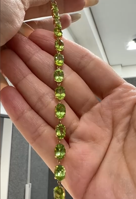 14.8ct peridot bracelet  SYC1998