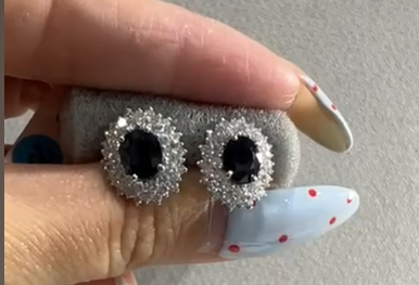 Pt900 Sapphire Earrings J0803VW2KD