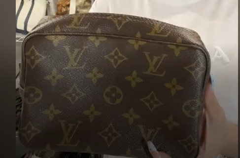 LOUIS VUITTON M47526 Trousse Toilette 18 B0928UA6BC
