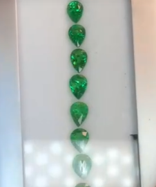 20.00ct Tsavorite Pear Bracelet Set THAIC0568