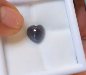 4.20ct Royal Blue Heart Sapphire THAIC1263