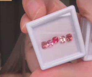 Random spinel box DXBCS6750