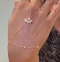 18K YG Fan Diamond Hand Chain HKDXB0960