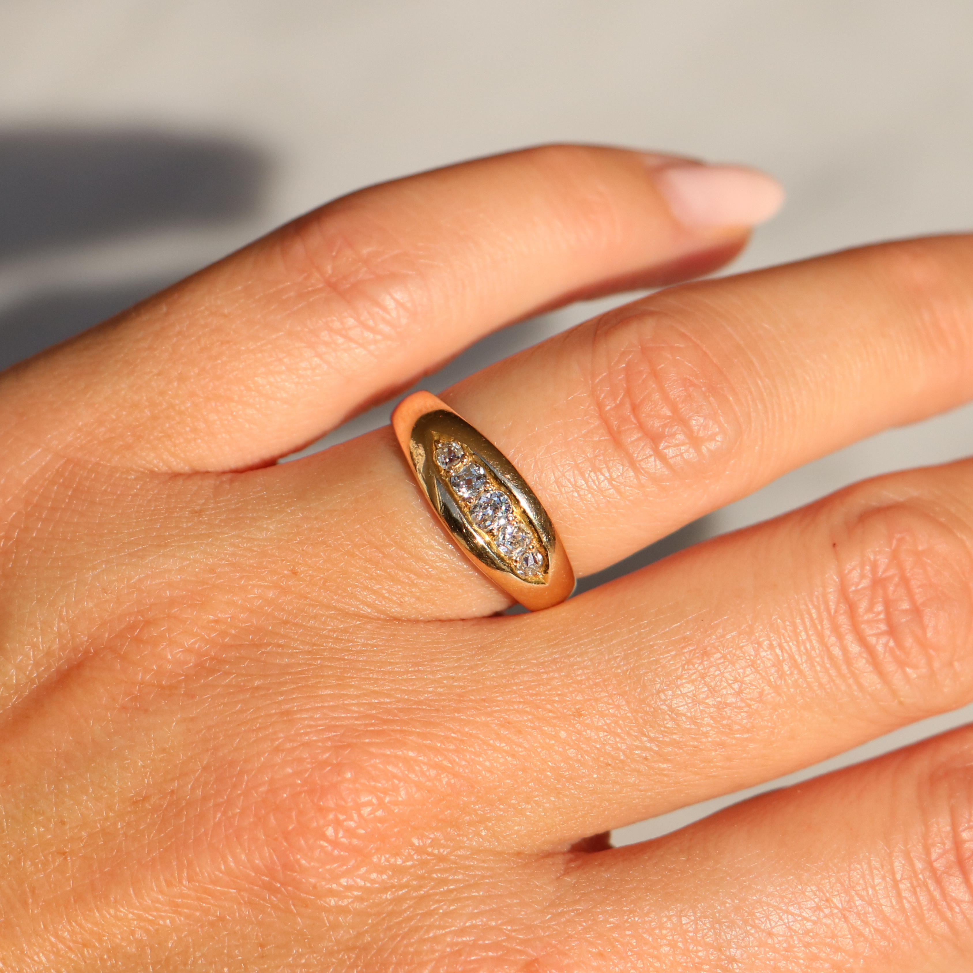 18ct Gold Edwardian Five Diamond Ring